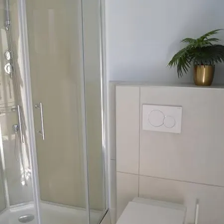 Petite Maison En Centre-ville Appartement Antibes