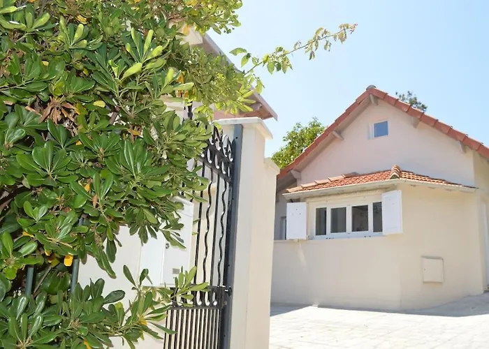 Charming Southern House *